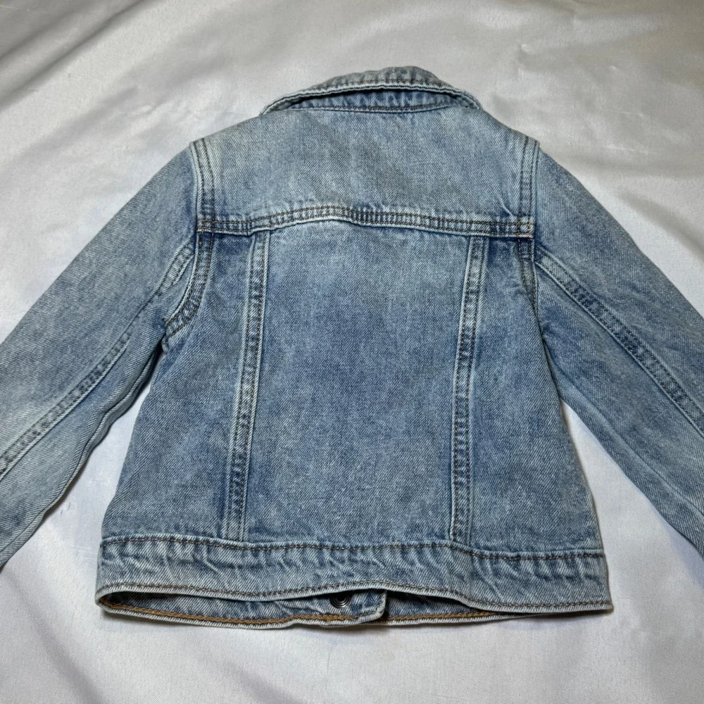Baby Gap Toddler Denim Jacket Light Wash Distressed Size 3 Years Old‎ 3T